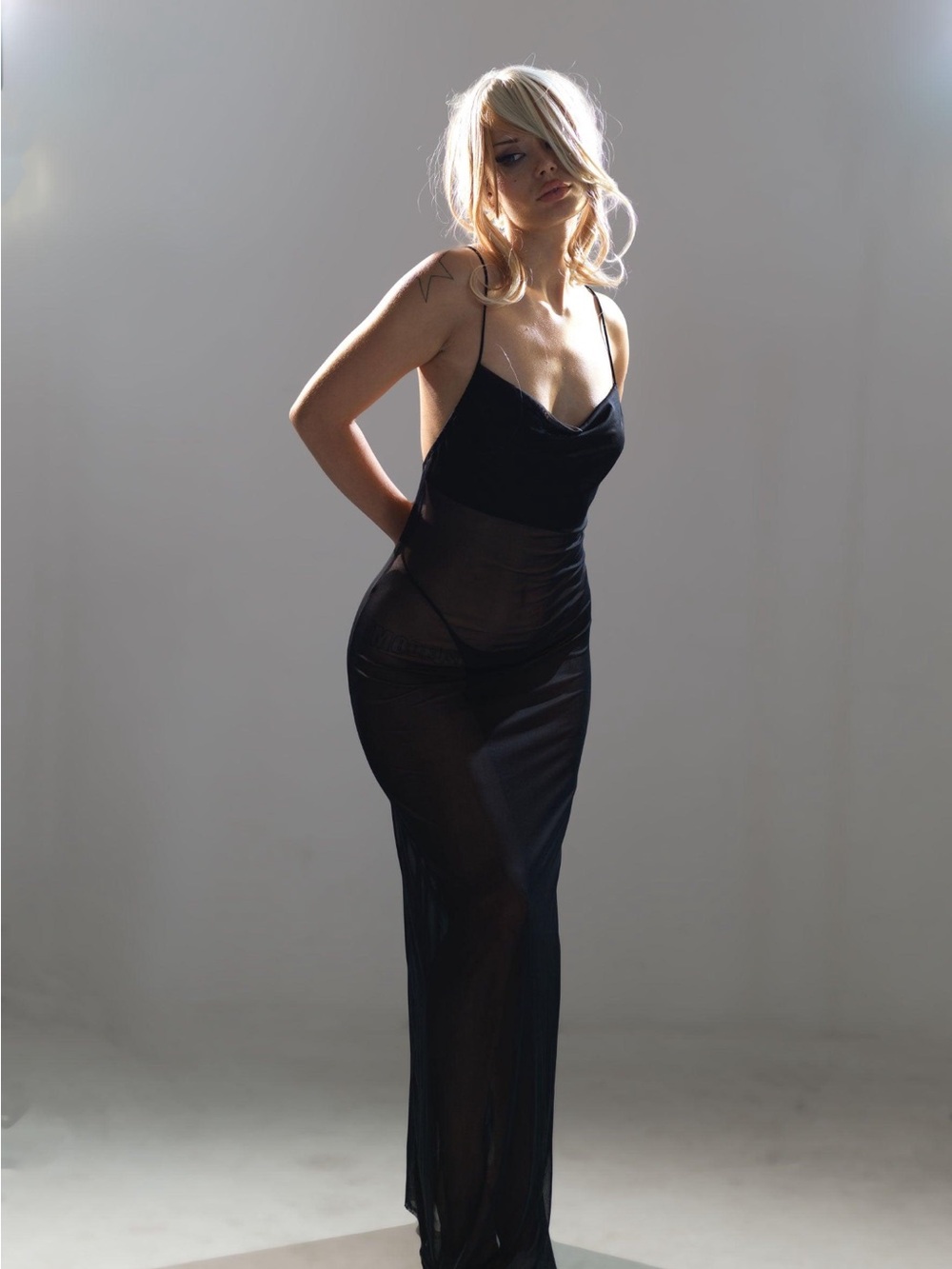 PrettyLittleThing Black Double Layer Mesh Cowl Neck Maxi Dress Size M